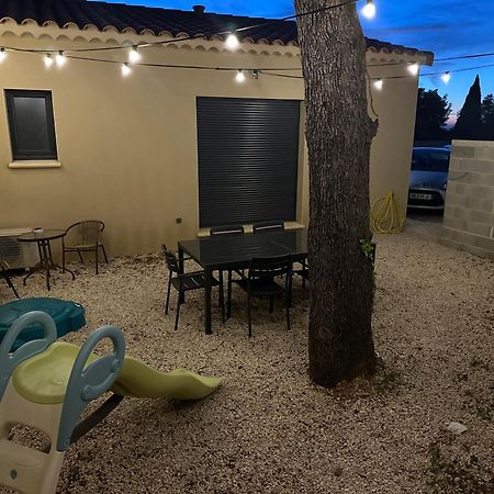 Maison T3 Dans Un Village Calme Saint-Mitre-les-Remparts Экстерьер фото