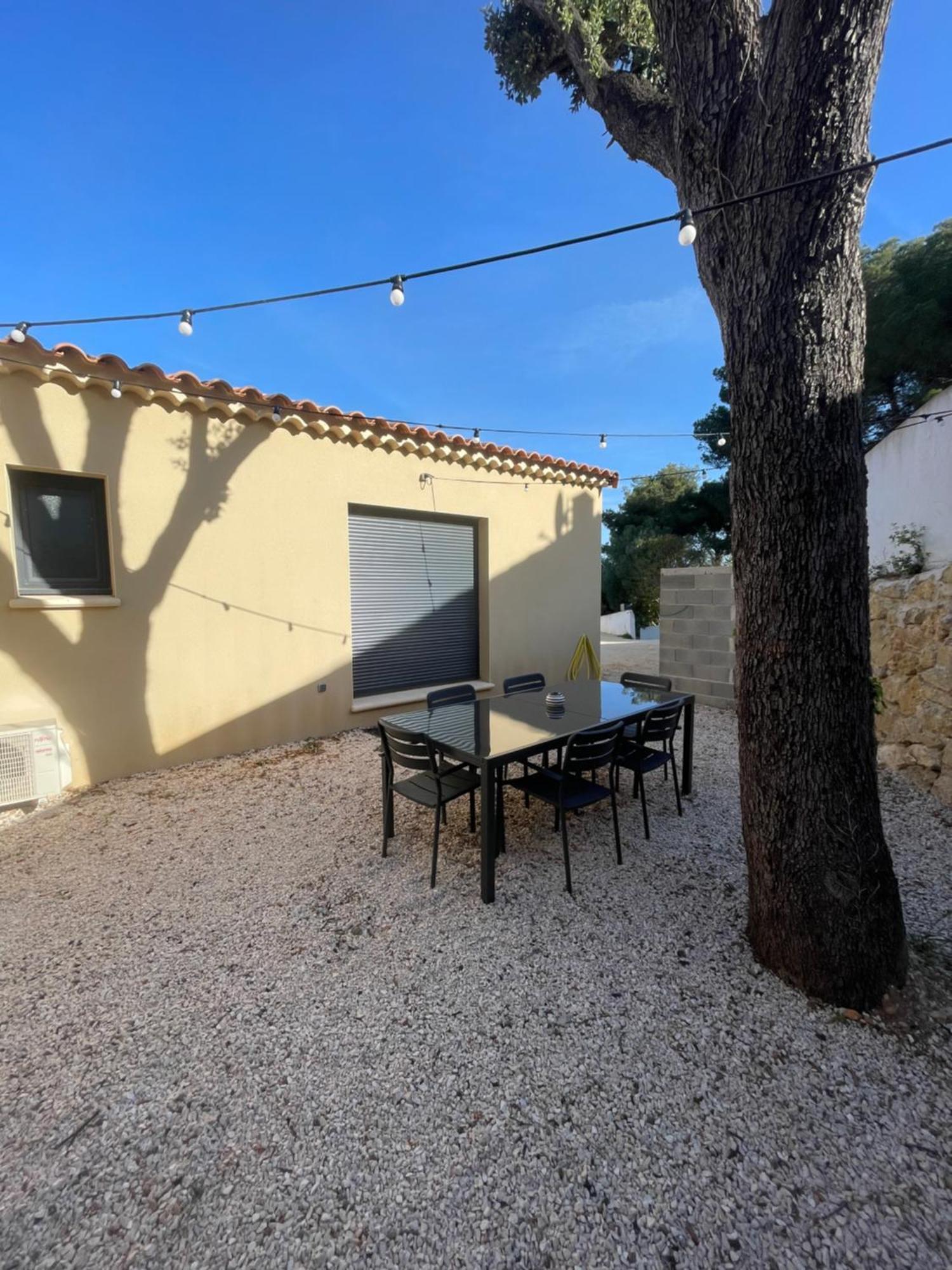 Maison T3 Dans Un Village Calme Saint-Mitre-les-Remparts Экстерьер фото