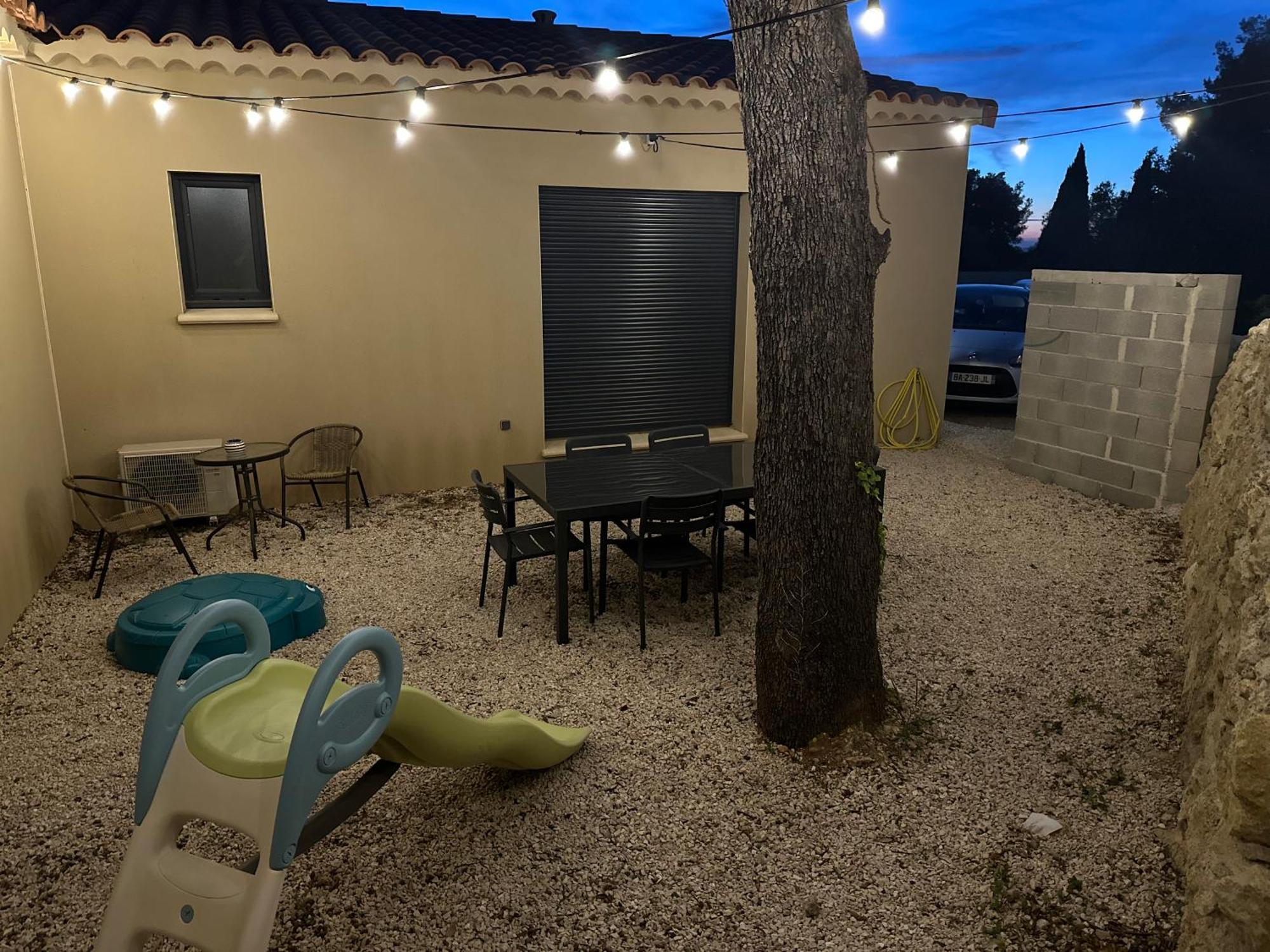 Maison T3 Dans Un Village Calme Saint-Mitre-les-Remparts Экстерьер фото